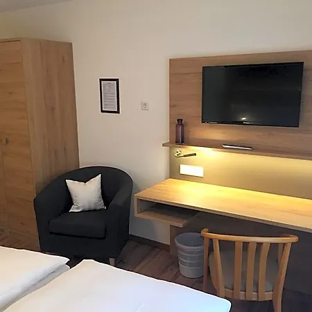 Hotel Restaurant Am Kring 3*