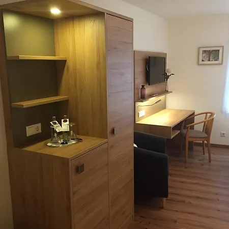 Hotel Restaurant Am Kring 3*