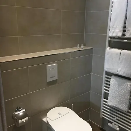 克林餐厅酒店 3* 维雷登