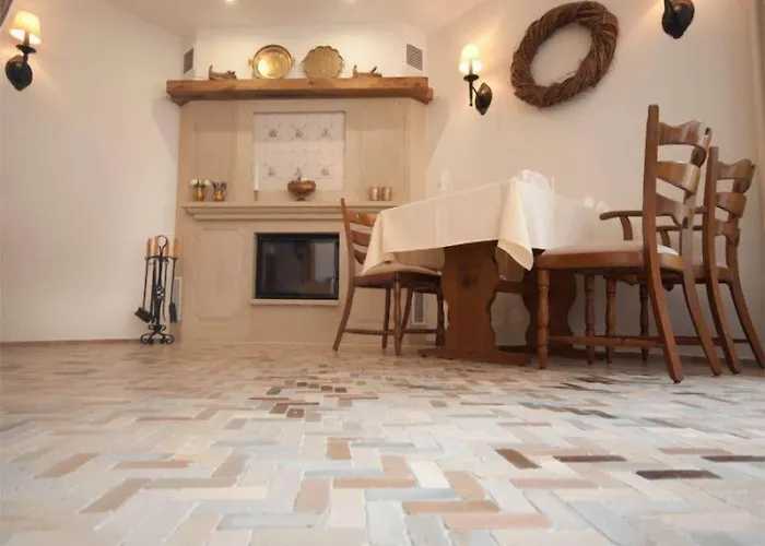 Hotel Restaurant Am Kring 3*